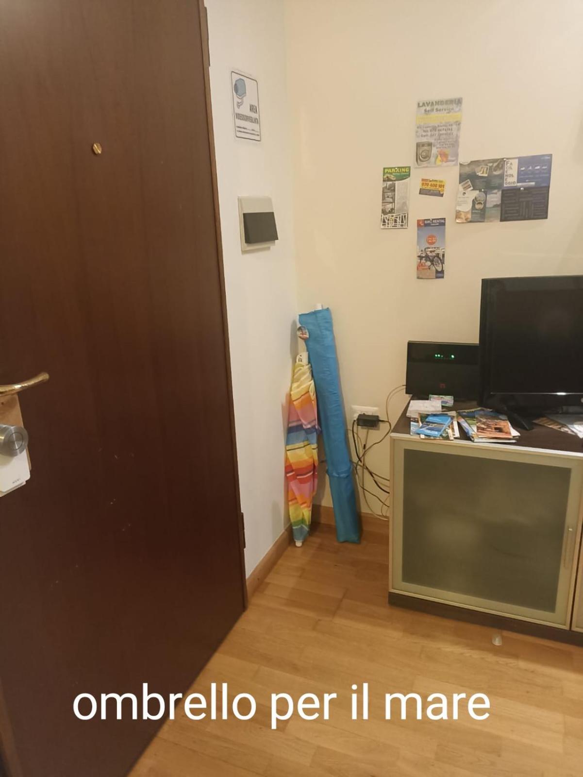 Orchidea Stanza Privata In Appartamento Condiviso "Sapori Di Mare" Cagliari Exterior foto